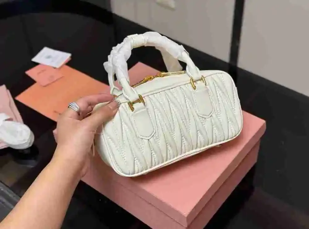 💎Miu Miu White Matelassé Logo Mini Top Handle Zipper Handbag